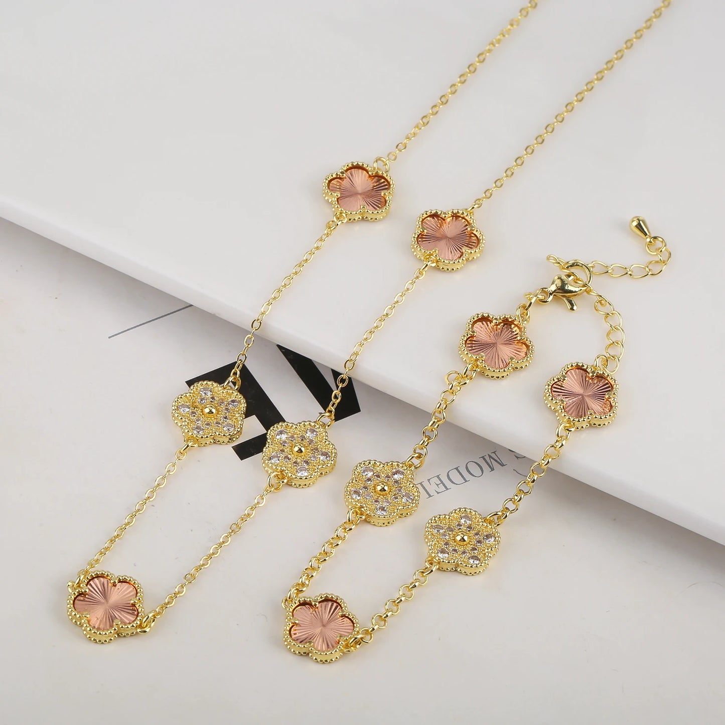 High Quality Plant Five Leaf Petal Diamond Micro Set Necklace - DOFIBA