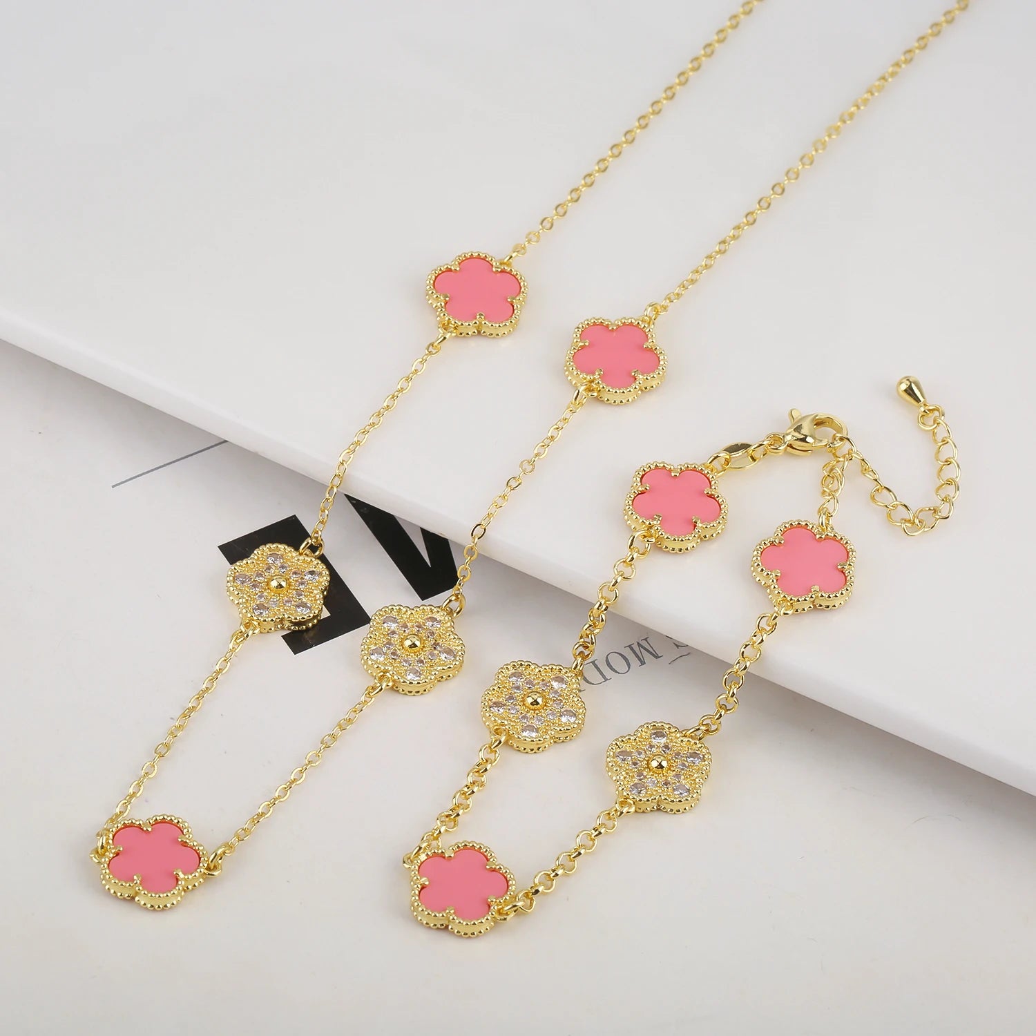 High Quality Plant Five Leaf Petal Diamond Micro Set Necklace - DOFIBA