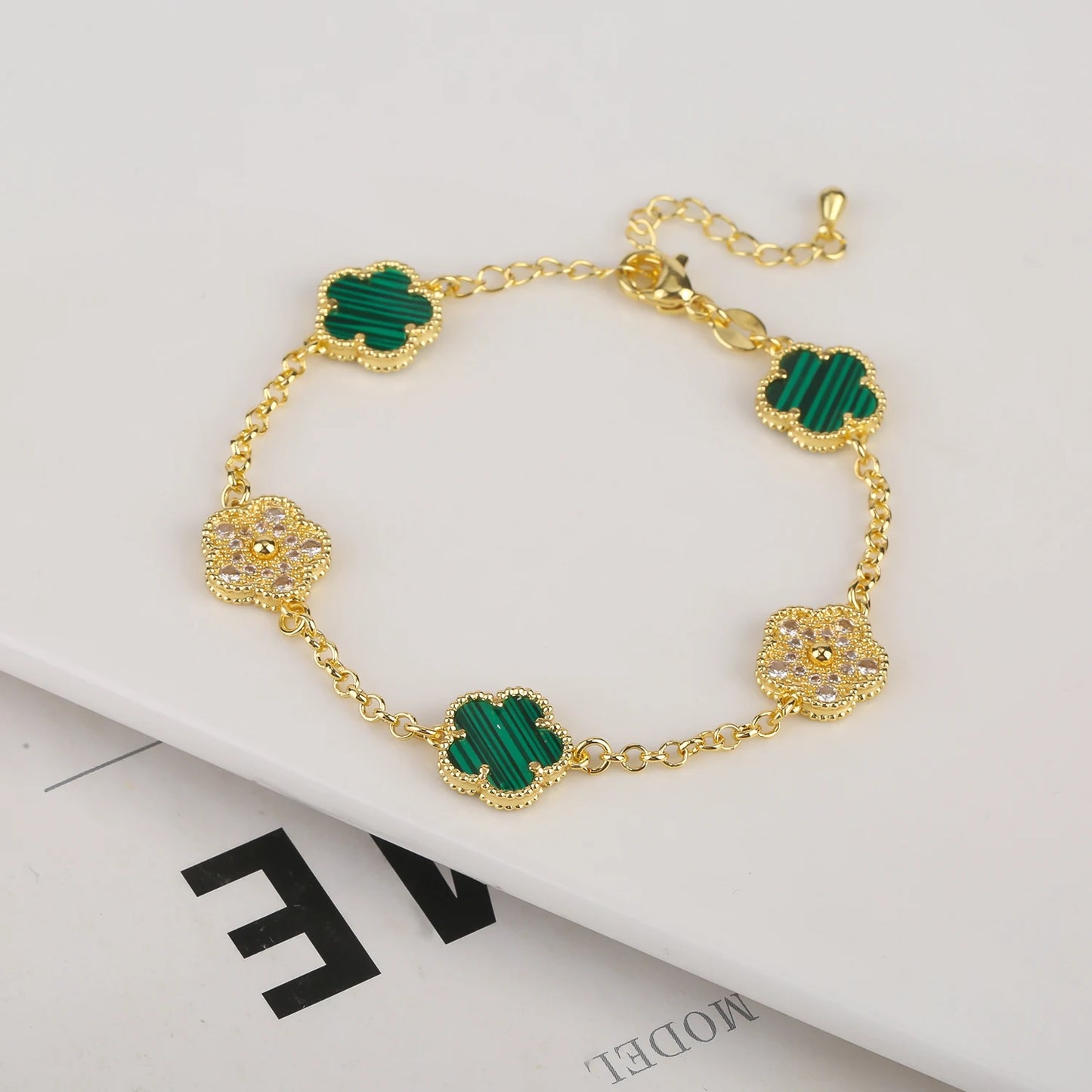 High Quality Plant Five Leaf Petal Diamond Micro Set Necklace - DOFIBA