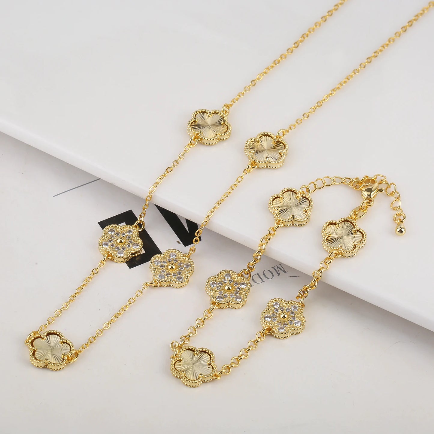 High Quality Plant Five Leaf Petal Diamond Micro Set Necklace - DOFIBA